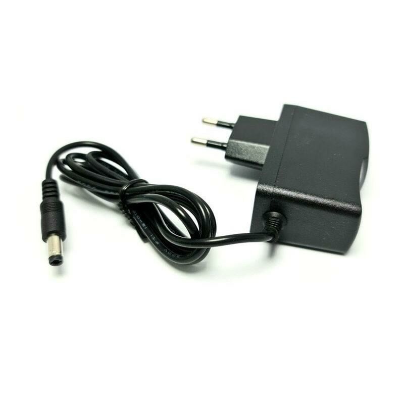 Elitstore 5V 1A Plastik Kasa Adaptör (5.5x2.5)